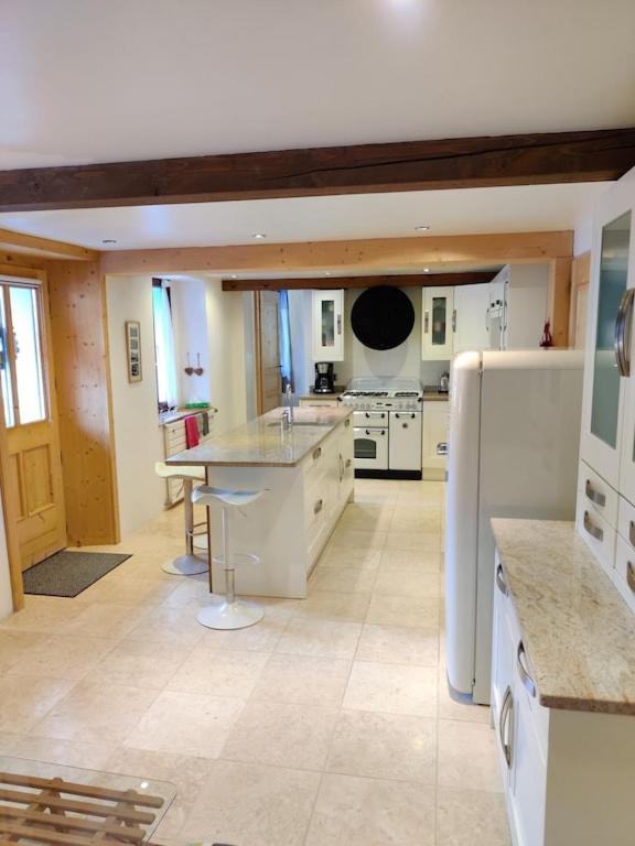 Spacious Ski Chalet In Traditional French Village, Sleeps 8, Four Star With Fibre Broadband Abondance Ngoại thất bức ảnh