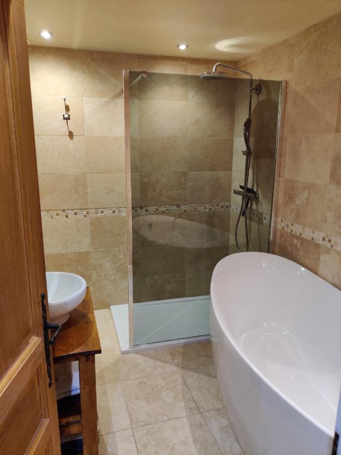 Spacious Ski Chalet In Traditional French Village, Sleeps 8, Four Star With Fibre Broadband Abondance Ngoại thất bức ảnh