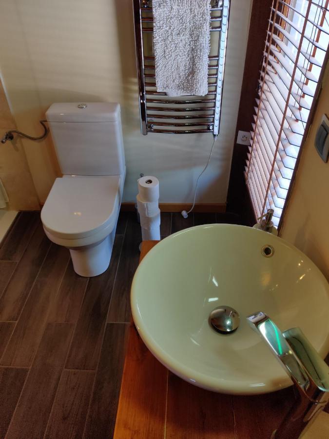 Spacious Ski Chalet In Traditional French Village, Sleeps 8, Four Star With Fibre Broadband Abondance Ngoại thất bức ảnh