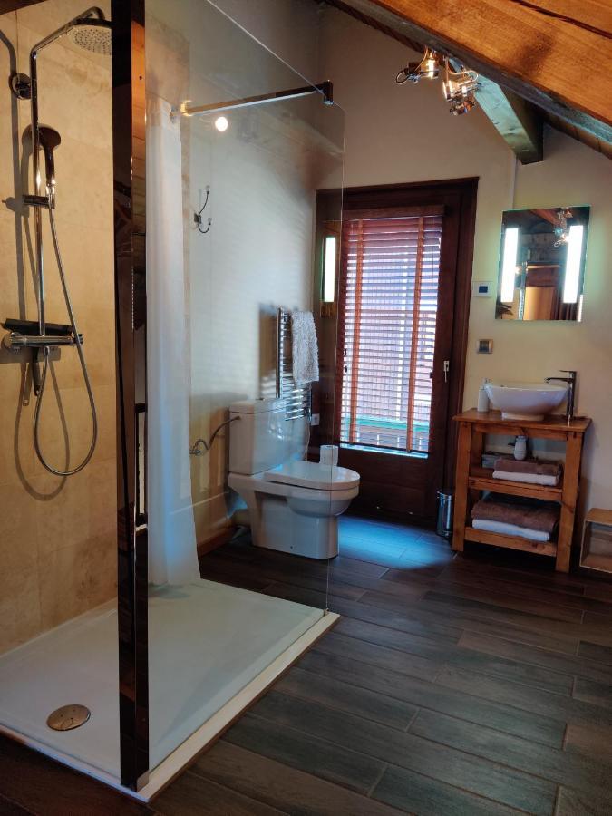 Spacious Ski Chalet In Traditional French Village, Sleeps 8, Four Star With Fibre Broadband Abondance Ngoại thất bức ảnh
